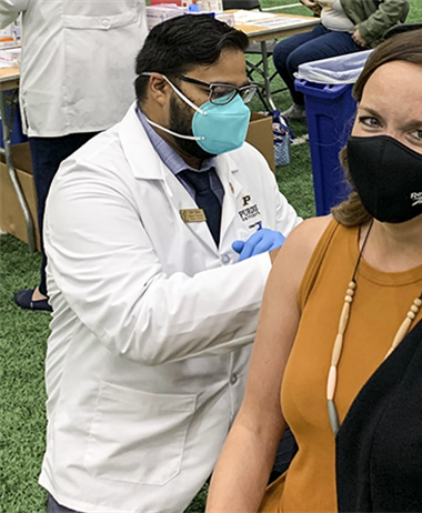 Five ways you can help college-age students become #VaccineConfident